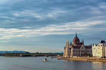 Fototapeta na wymiar Danube River and Hungarian Parliament