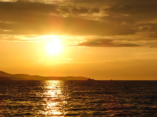 Obraz premium Sunset on the beach.
