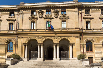 Obraz premium Outside view of church of Saint Peter in Chains (San Pietro in Vincoli ) in Rome, Italy