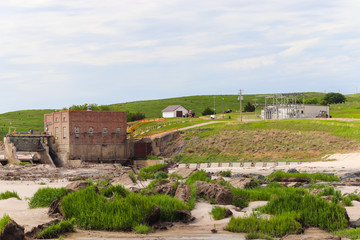 Fototapeta na wymiar Spencer Dam after the brake in Nebraska Niobrara river 