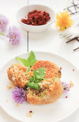 Quinoa Burger Bratling Bratlinge Tisch Teller Vegan Vegetarisch Kochen Gericht