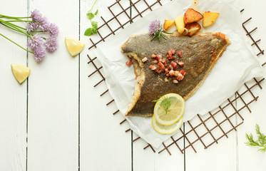 Scholle frisch gebraten mit Speck