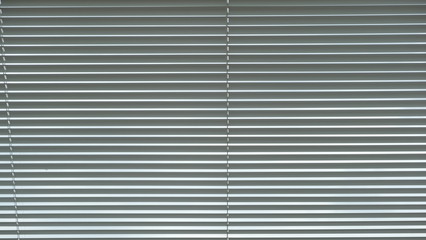 horizontal blinds on the windows