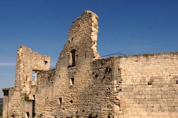 Une partie du château du Marquis de Sade à Lacoste