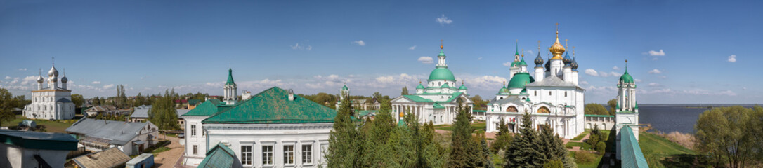 Fototapeta na wymiar Panorama of Spaso-Yakovlevsky Monastery