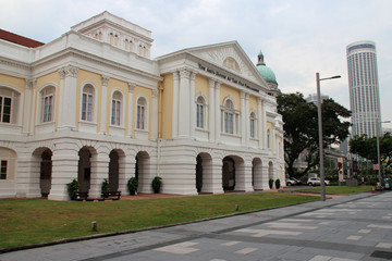 Fototapeta na wymiar building (arts house) in singapore