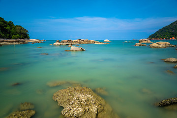 Obraz premium The beautiful summer background of Langkawi Beach in Malaysia.