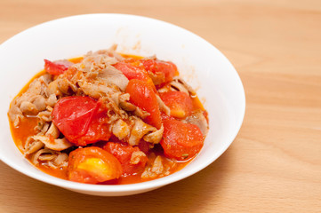 トマトと鶏肉の炒め物