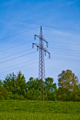 Obraz premium Electricity pylon of a power line through Bavaria