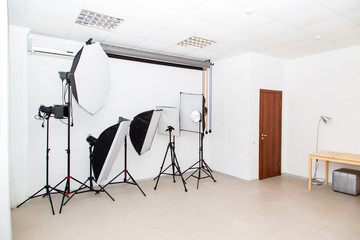 photo studio, photography equipment, light modifiers