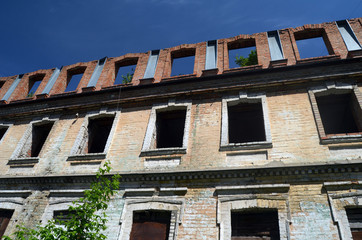 Fototapeta na wymiar Urban decay.Historical buiding. Kiev,Ukraine