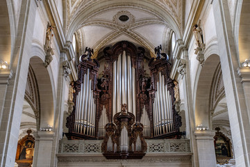 Lucerna, interno cattedrale