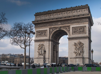 Fototapeta na wymiar Arc de Triomphe in the capital of France Paris