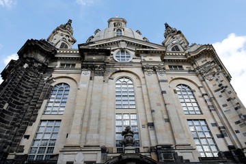 Fototapeta na wymiar Dresden: Frauenkirche