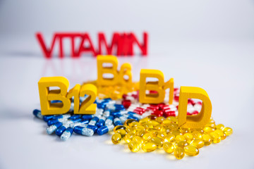 Pigment, tablet or pill. A collection of medicines and vitamins. Dietary supplementation