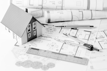 Planung für Eigenheim, Bauzeichnungen mit  Haus
