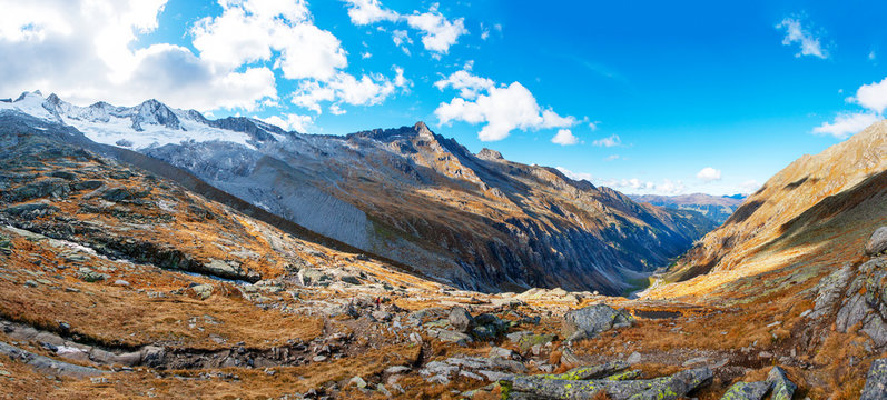 Austria, Salzburg State, High Tauern National Park, Zillertal Alps, mountains
