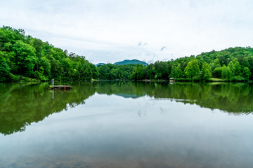Fototapeta na wymiar Lake Lure in North Carolina is an amazing place to spend some quality family time.