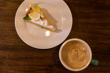 チャイとチーズケーキ　カフェイメージ