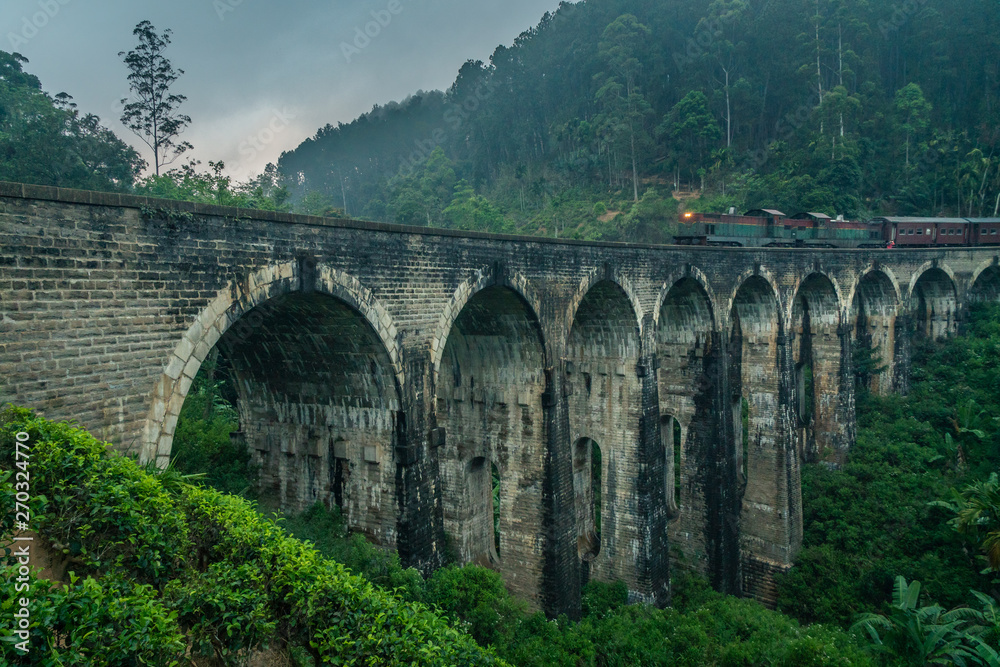 Wall mural ella nine arch bridge sri lanka