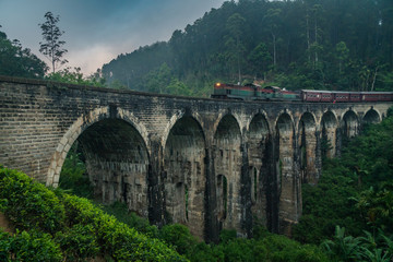 Obraz premium ella nine arch bridge sri lanka