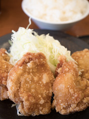 鳥の唐揚げ定食