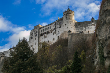 Naklejka premium Antica fortezza di Salisburgo in Austria