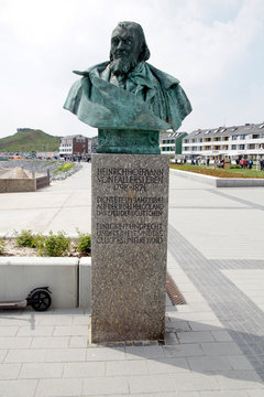 August Heinrich Hoffmann of Fallersleben Monument, Heligoland