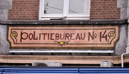 Obraz premium façade...poste de police 