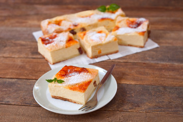 Käsekuchen mit Gittern