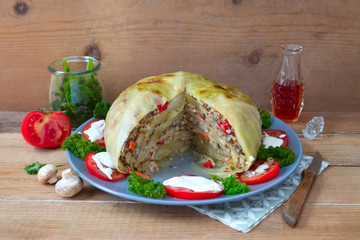 Kohl gefüllt mit Buchweizen und Gemüse	