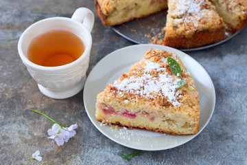 Rhabarber-Streusel-Kuchen	
