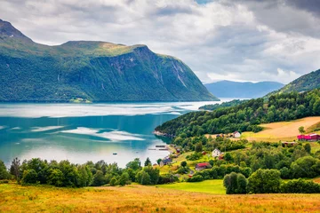 Crédence de cuisine  Typical countryside Norwegian landscape. Summy summer morning in Norway, Europe. Beauty of nature concept background. Artistic style post processed photo.  © Andrew Mayovskyy