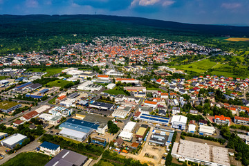 Fototapeta na wymiar Rosbach vor der Höhe in Hessen aus der Luft