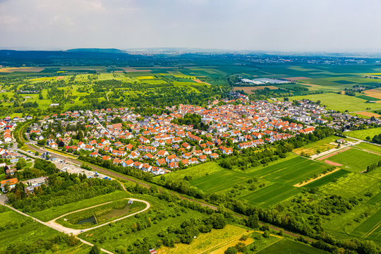 Rosbach vor der H&ouml;he in Hessen aus der Luft