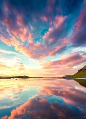 Fotobehang Colorful summer sunset near Grundarfjordur town. Evening scene on the Snaefellsnes peninsula, Iceland, Europe. Beauty of nature concept background. © Andrew Mayovskyy