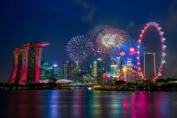 Foto op Plexiglas night view of singapore with firework © Richie Chan