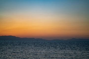 和歌山の海と夕陽