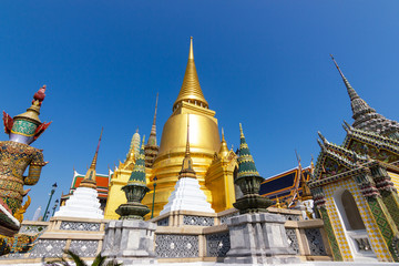 Wat Phra Kaew, Thailand he most important Buddhist temple in Thailand.