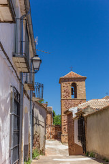 Fototapeta na wymiar Street leading to the San Miguel church in Alcaraz, Spain
