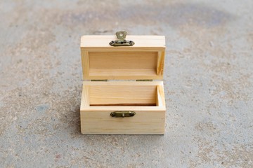 empty wooden treasure box