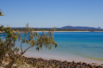 Fototapeta na wymiar Beautiful beach scene in Noosa, Queensland Australia