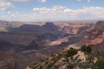 Fototapeta na wymiar vue panoramique sur le grand canyon , état unis ,arizona 