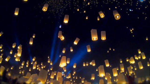 Highlight Floating lanterns and fireworks in Yee Peng Festival, Loy Krathong celebration in Chiang mai, Thailand 