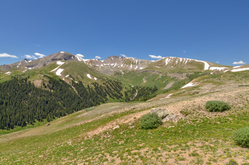 Fototapeta na wymiar scenic view of Independence Mountain in Sawatch Range (Pitkin county, Colorado, USA)