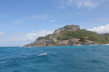 Fototapeta na wymiar seychelles ocean private island beach