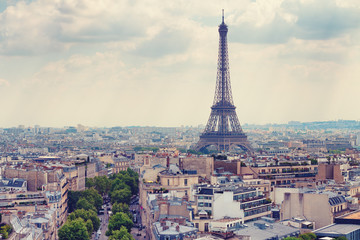 Fototapeta premium Eiffel Tower in Paris as seen from Arc de Triomphe