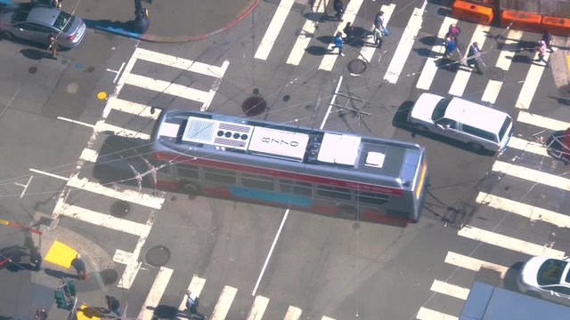 Busy intersection in Downtown San Francisco