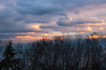 Red clouds in the evening sky