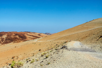 hiking path to the summit towards sandy Montana Blanca